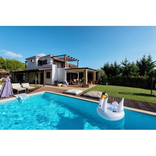 Elani Villa Dieci by Luxlikehome