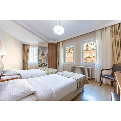 Elasophia Hotel