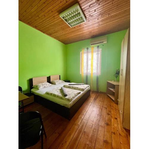 Elegance on a Budget - Rooms for Rent in Sofia Center