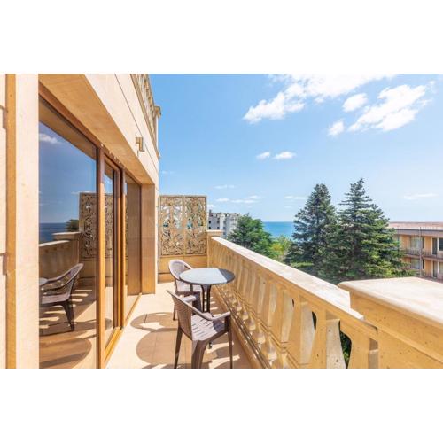 Elegant 1BR Apartment with Balcony in Argisht Palace by Flat Mаnаger