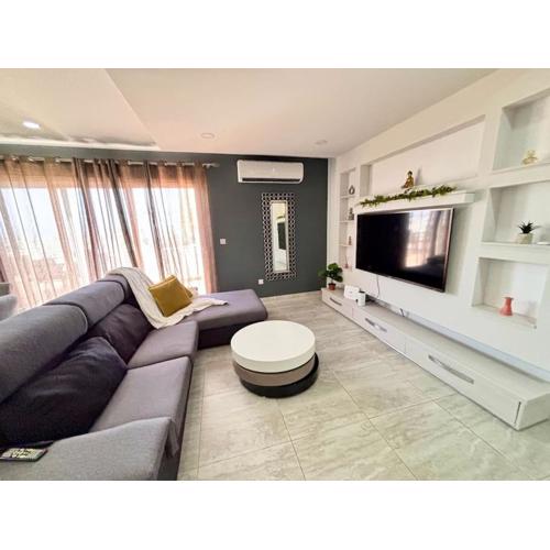 Elegant 2 Bedroom Penthouse St Julians STJ110