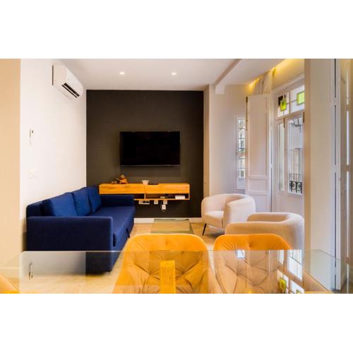 Elegant apartment - 2 Bd 1 Bth - Center Sevilla