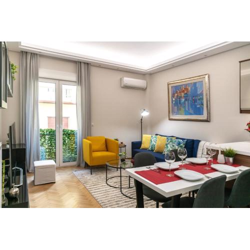 Elegant apartment at Attiki metro station