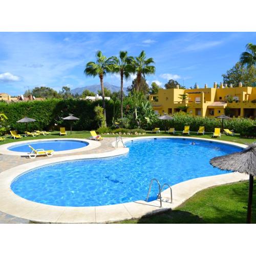 Elegant Apartment in Marbella, Pool