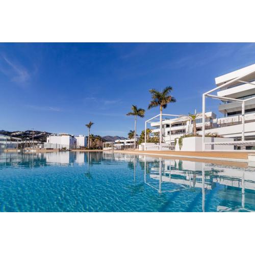 ELEGANT APARTMENT in MARBELLA, Sea views, Infinity & Pool, Sauna, Gym, SPA, 5 min to the Beach