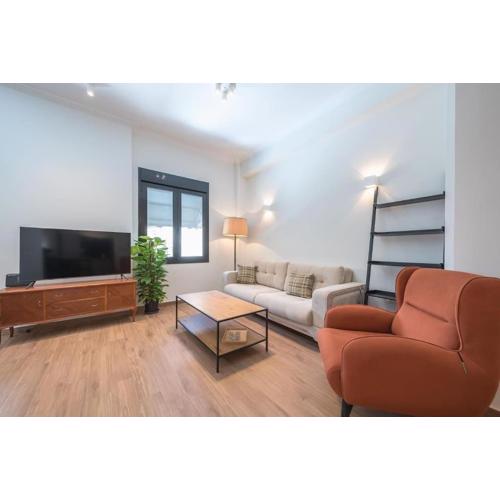 Elegant apartment in the heart of Exarchia
