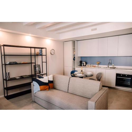 Elegant Beige Apartment - 5 Minutes from the Lake