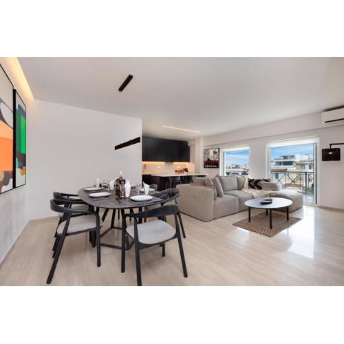 Elegant & Central 3BR in Glyfada