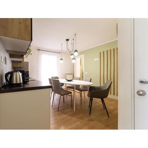 Elegant flat in the city centre with two suite