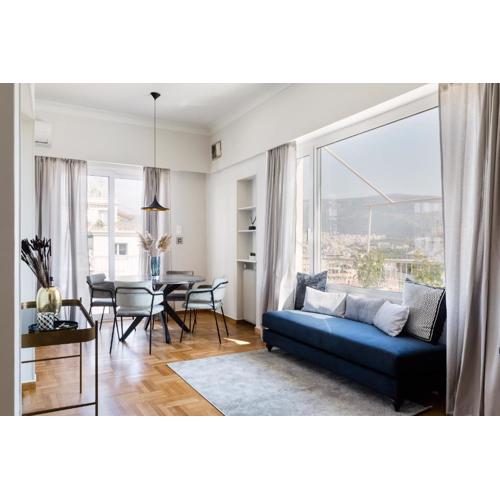 Elegant Luminous 3BD apartment in Kolonaki by UPSTREET