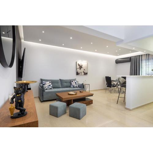 Elegant Oasis 2 BR Apt near the Marina & the Beach