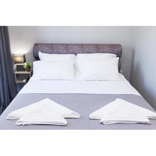 Elegant Rooms Athens