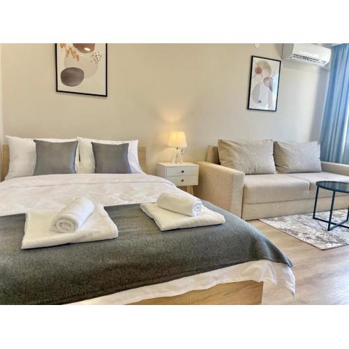 Elegant Studio for 4 Persons in City Center