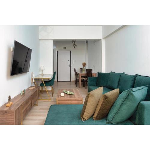 Elegant Two-Bedroom in Exarcheia, Peridot - Homes