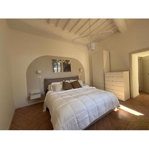 Elegant with Exclusive Terrace in Perugia Downtown