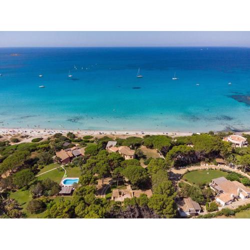 Elegante Villa a 30 m dalla bellissima spiaggia di Campulongu Villasimius