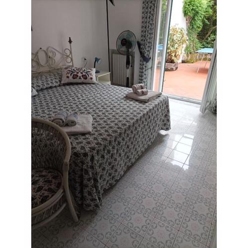 Elegante Villa al centro di Ischia Porto