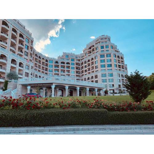 Elegantz Apartments 2