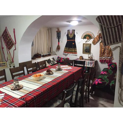 Elenite Guesthouse