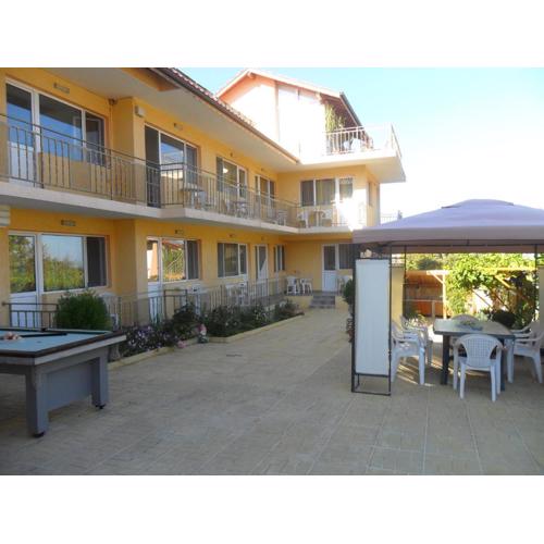 Eleonor Guest House