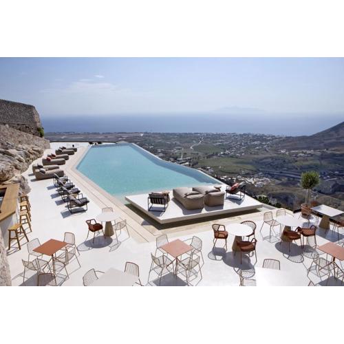 Elessa Hotel