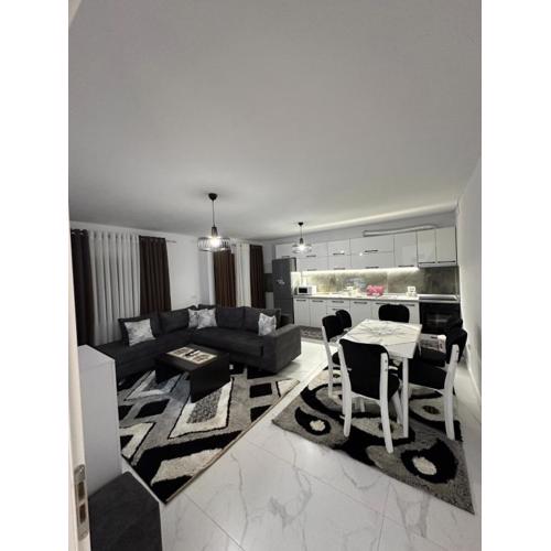 Elezi Apartment City Centre