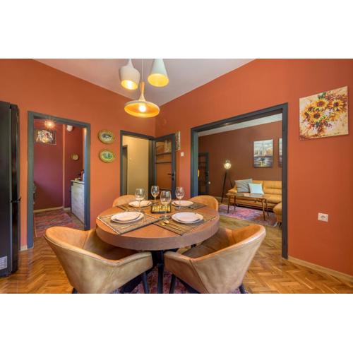 ELI-ANDON APARTMENt