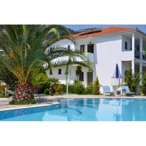 Elina Studios Golden Beach