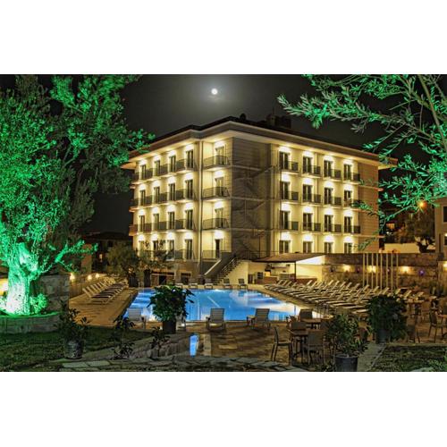 Elisa Hotel
