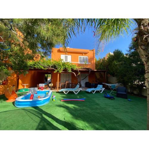 Elite family holiday villa with playground & Ship