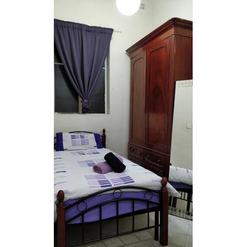 Ellul in the heart of Valletta, Single Room