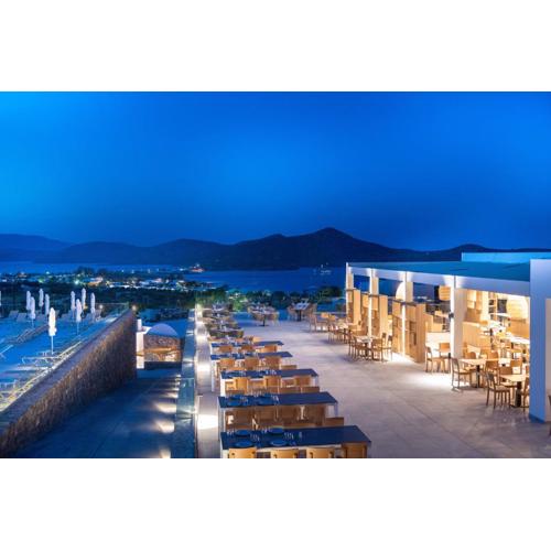 Elounda Breeze Resort
