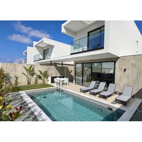 Elysian Blue villa 2