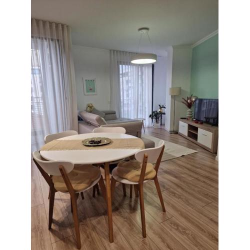 EMA Apartment