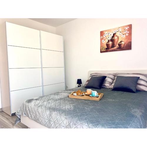 Ema Apartment