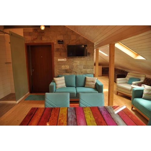 Ema Artistic House
