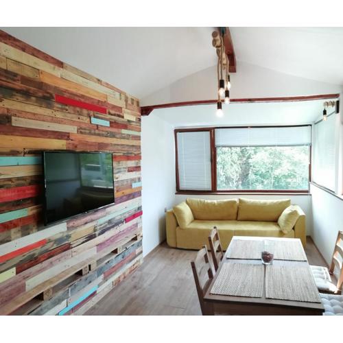 Ema guest house
