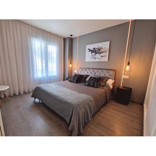 Emerald Apartment - Spacious Modern 2 Bedroom