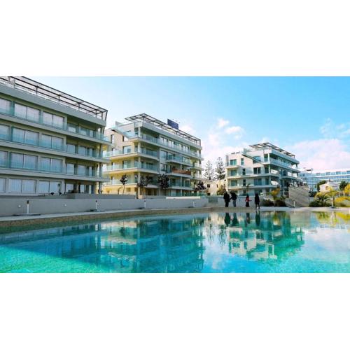 Emerald Suites