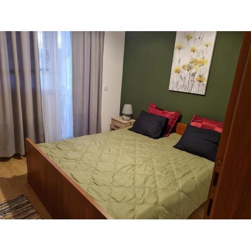 EMI 1 apartment