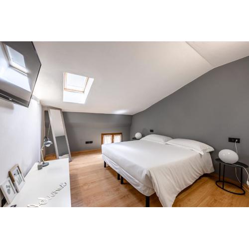 Emilia Studios 7
