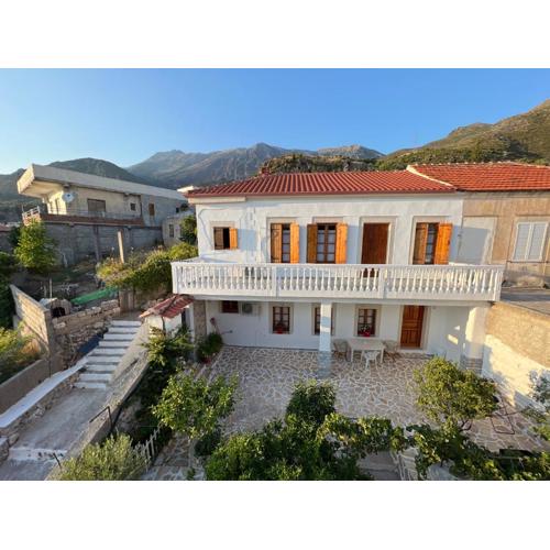 Emilios Traditional Villa