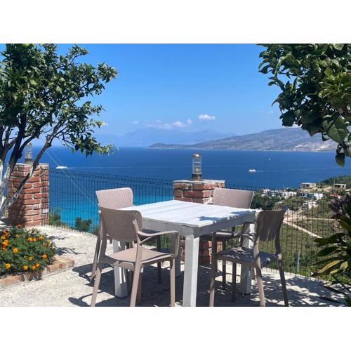 Emiljano Seaview
