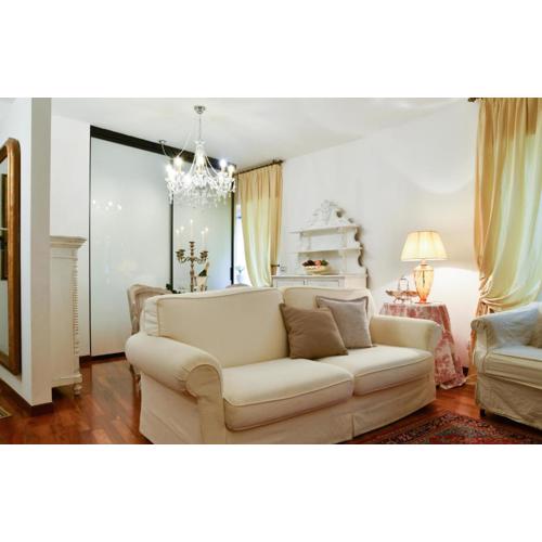 Emily Luxury Apartment