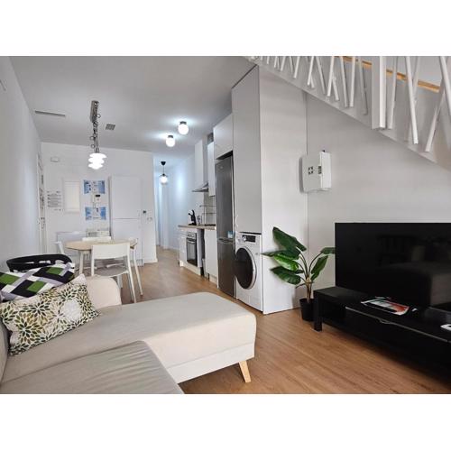 EMPEDRADA - Apartamentos Down Town Málaga Centro