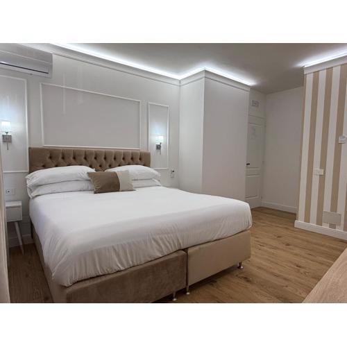 Emy Suites