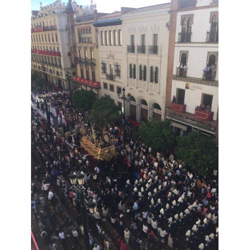 En CARRERA OFICIAL SEMANA SANTA