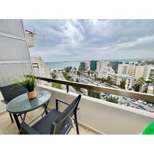 Enaerios SeaView Studio