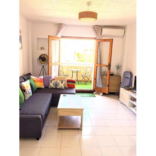 Encantador estudio en 1ª linea de playa