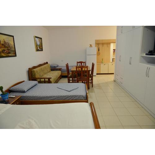 Eni Apartment